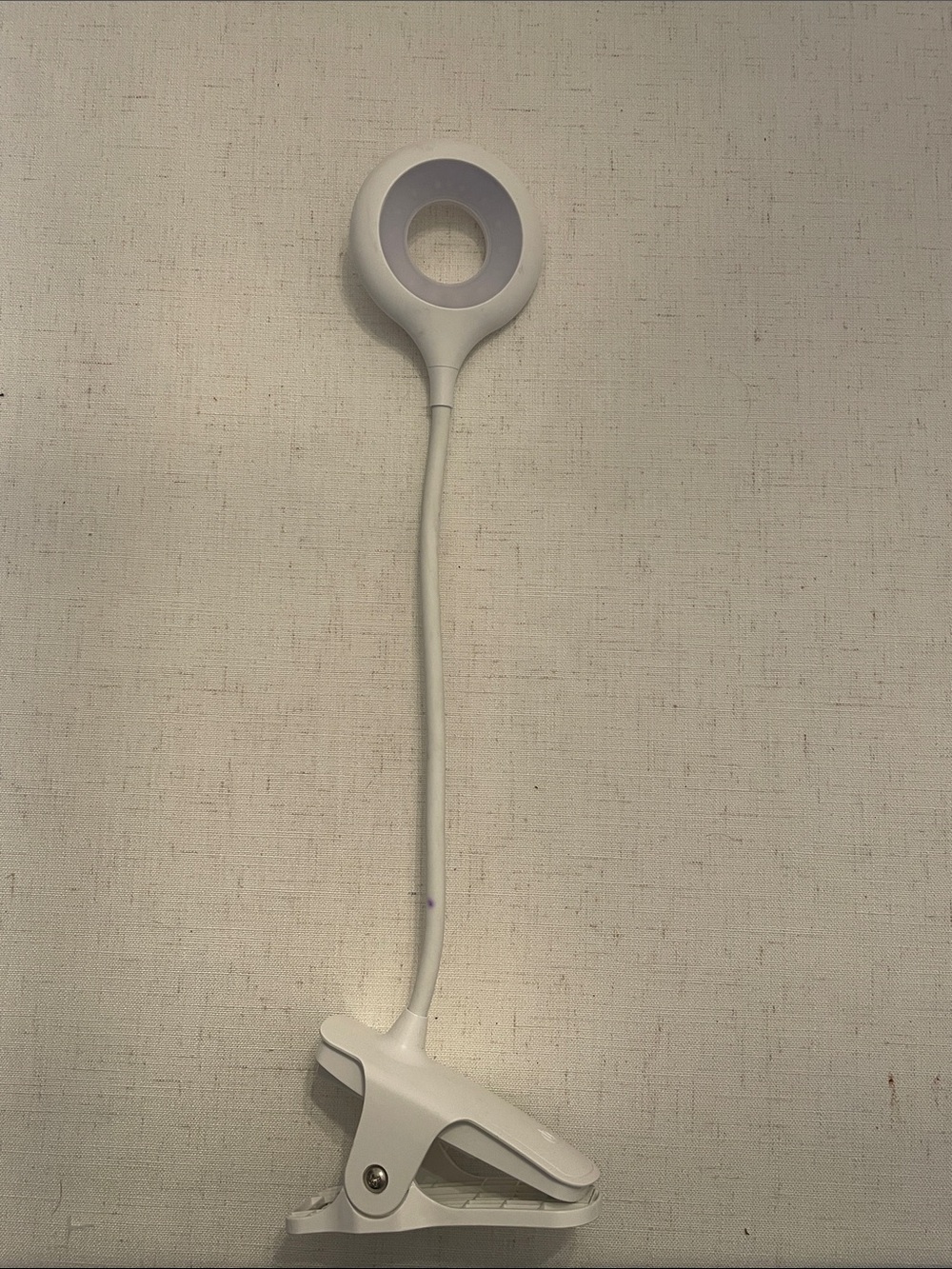 White Clip-On LED Ring Light for Tablets & Accessories